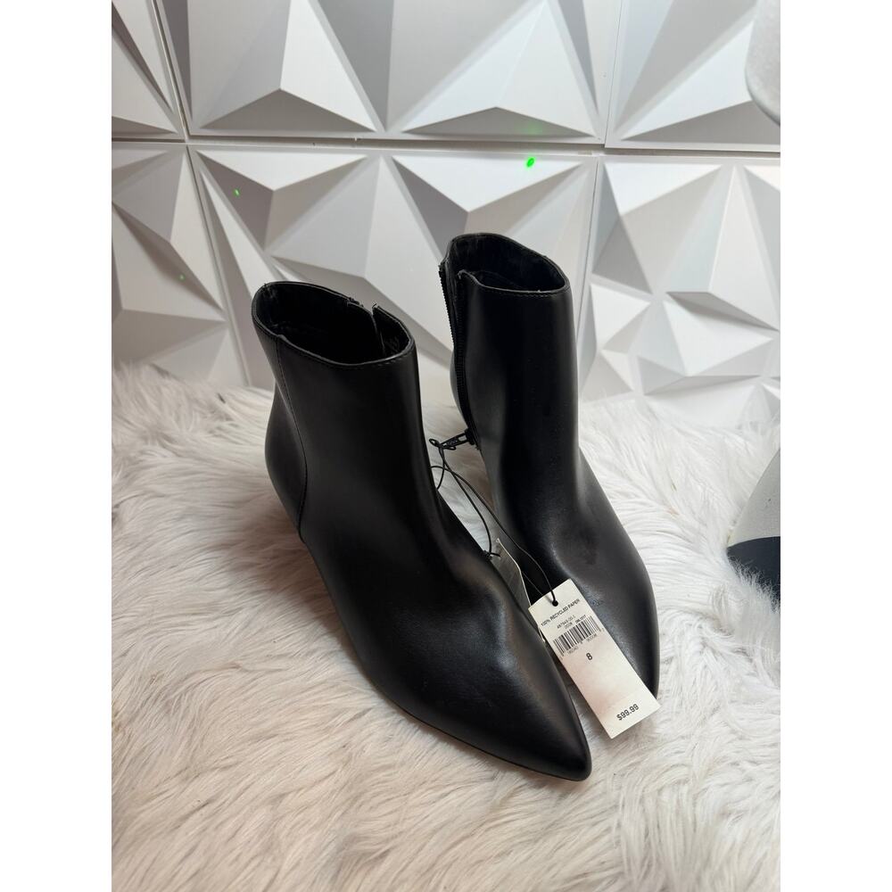 Banana Republic Black Pointed Toe Kitten Heel Ankle Boots SZ 8